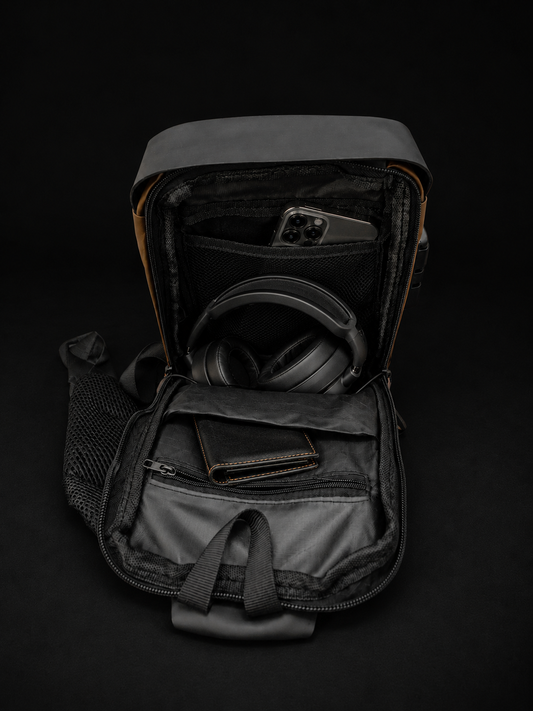 Urban Pack — Bandolera urbana con candado de seguridad y carga USB